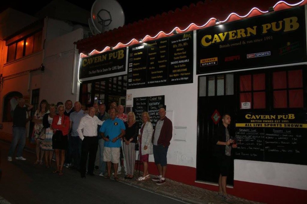 Cavern Pub