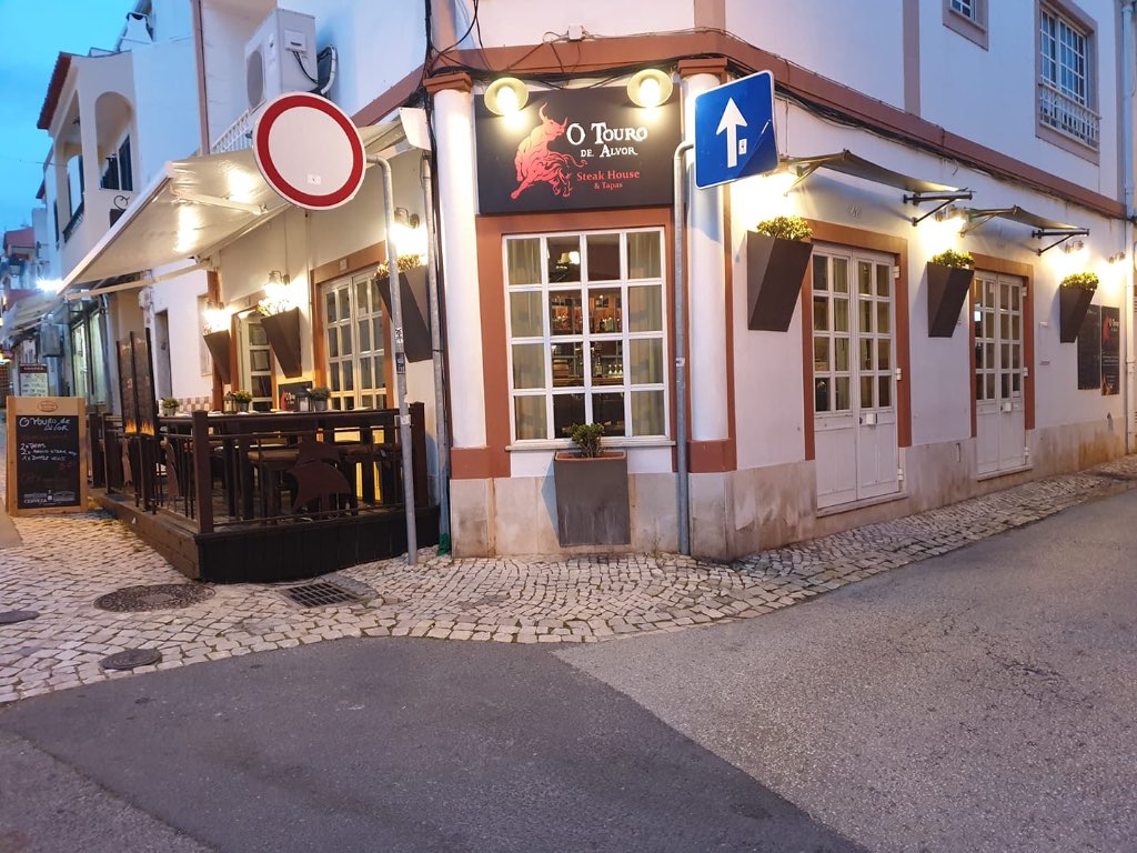 O Touro De Alvor Steakhouse