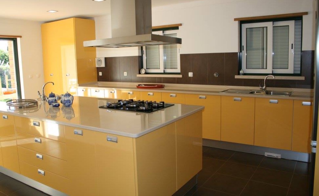 Coziarade Kitchens & Equipments